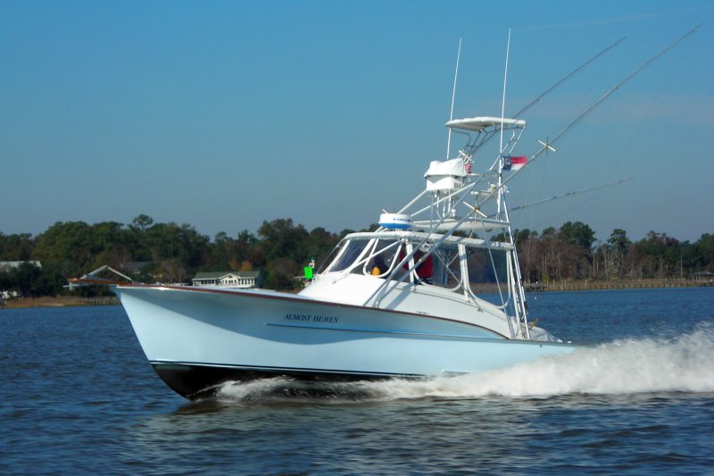 34' Action Gallery Jarrett Bay Boatworks